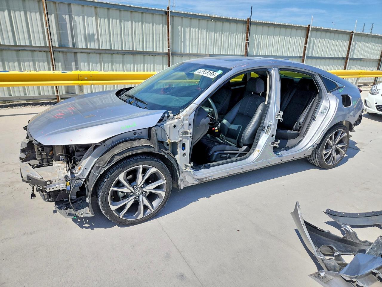 Salvage Honda Civic Image