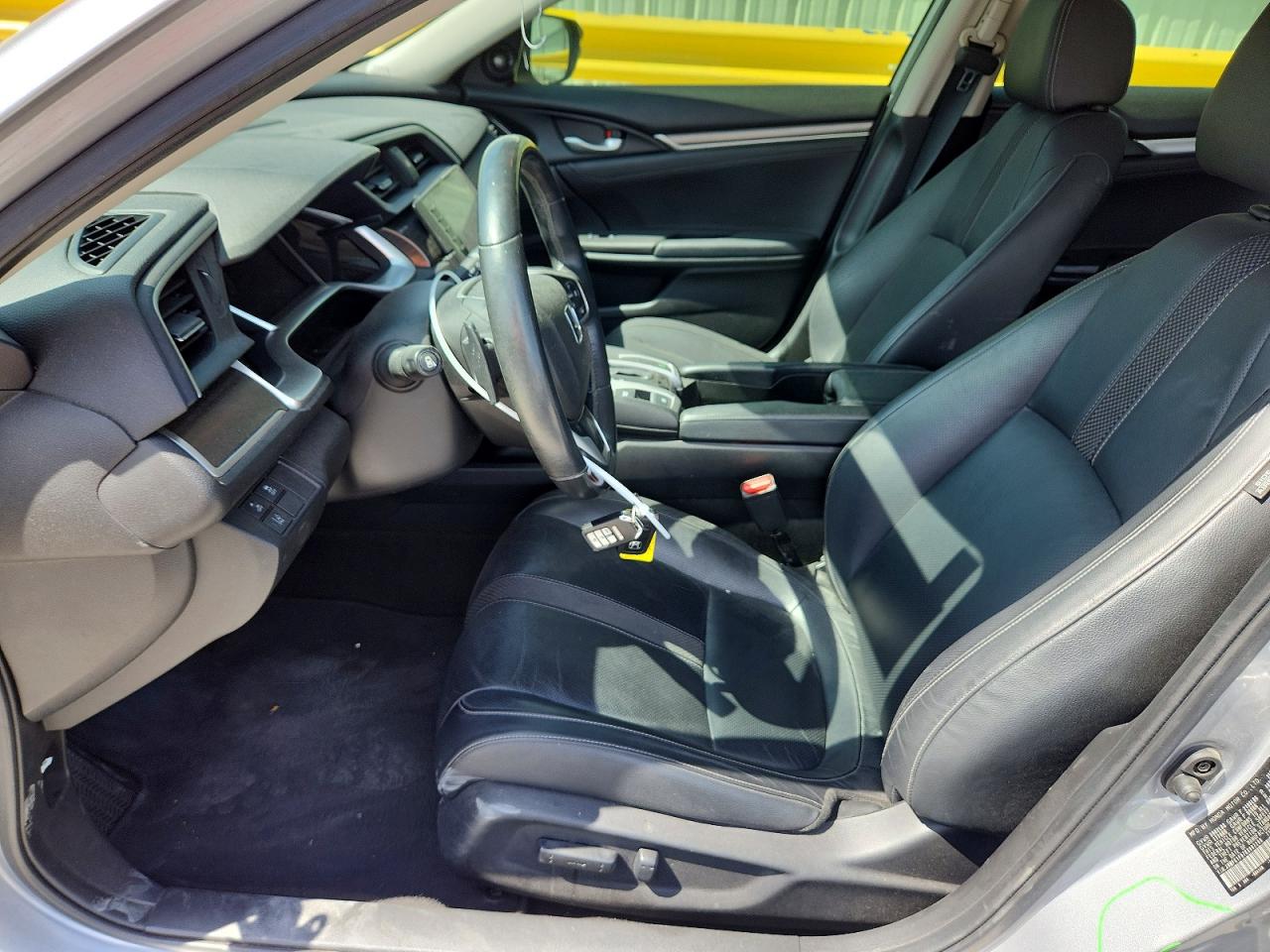 Honda Civic Touring
