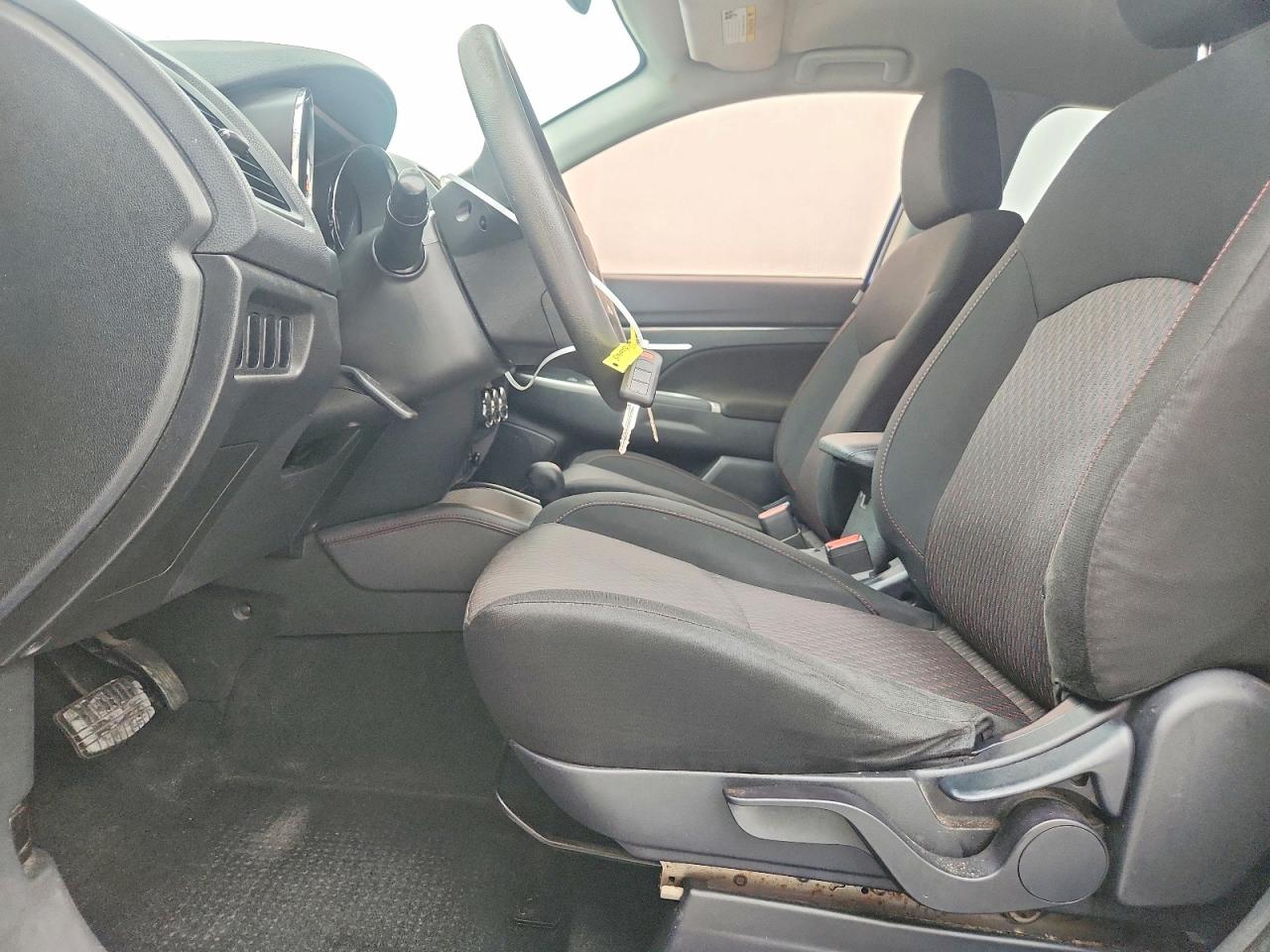 Mitsubishi Outlander Es