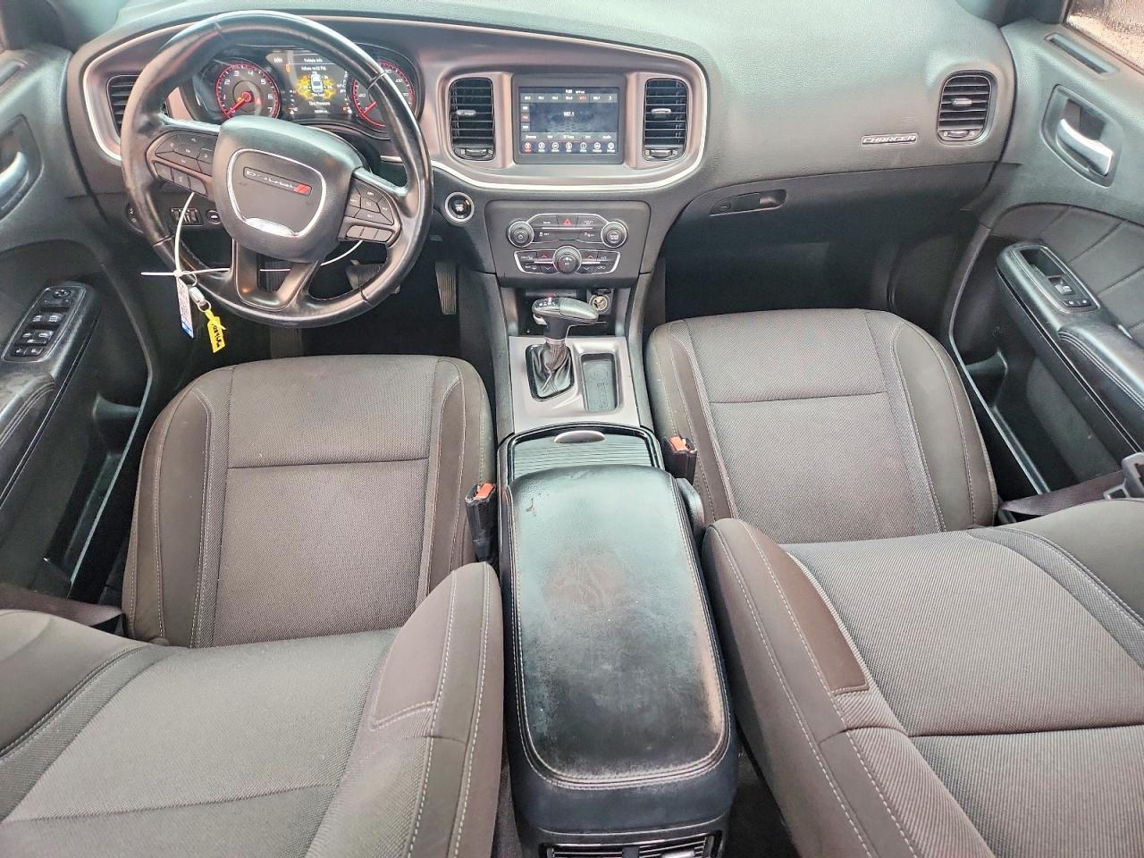 Dodge Charger Sxt