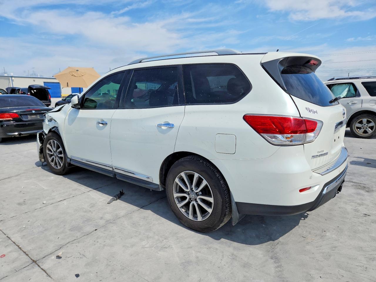 Nissan Pathfinder Sl