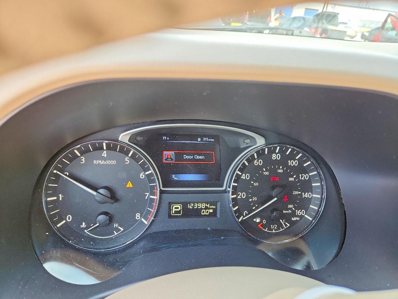 Nissan Pathfinder Sl