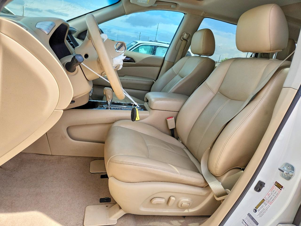Nissan Pathfinder Sl