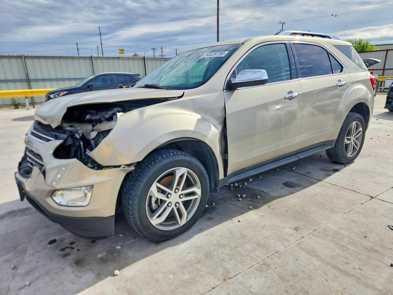 Salvage Chevrolet Equinox Image