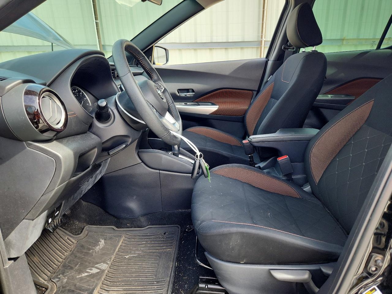 Nissan Kicks Sr