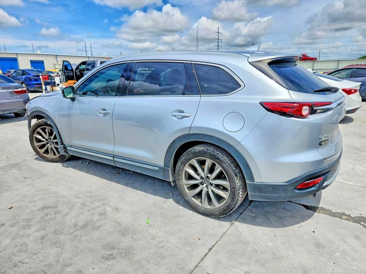 Mazda Cx Signature