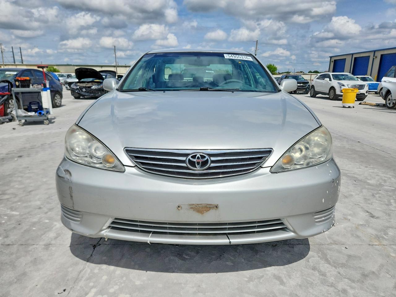 Toyota Camry Le V6