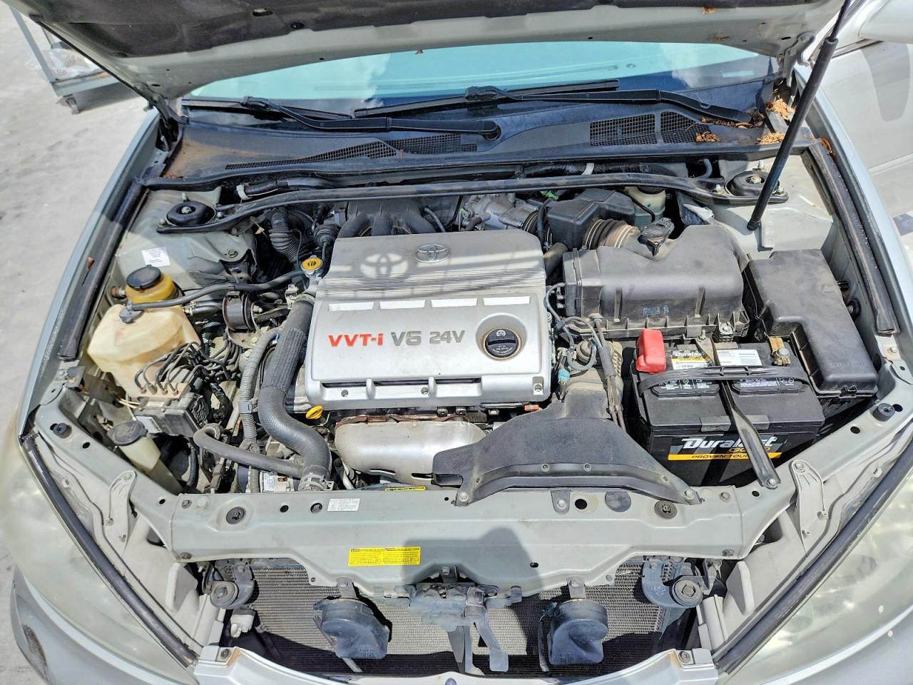 Toyota Camry Le V6