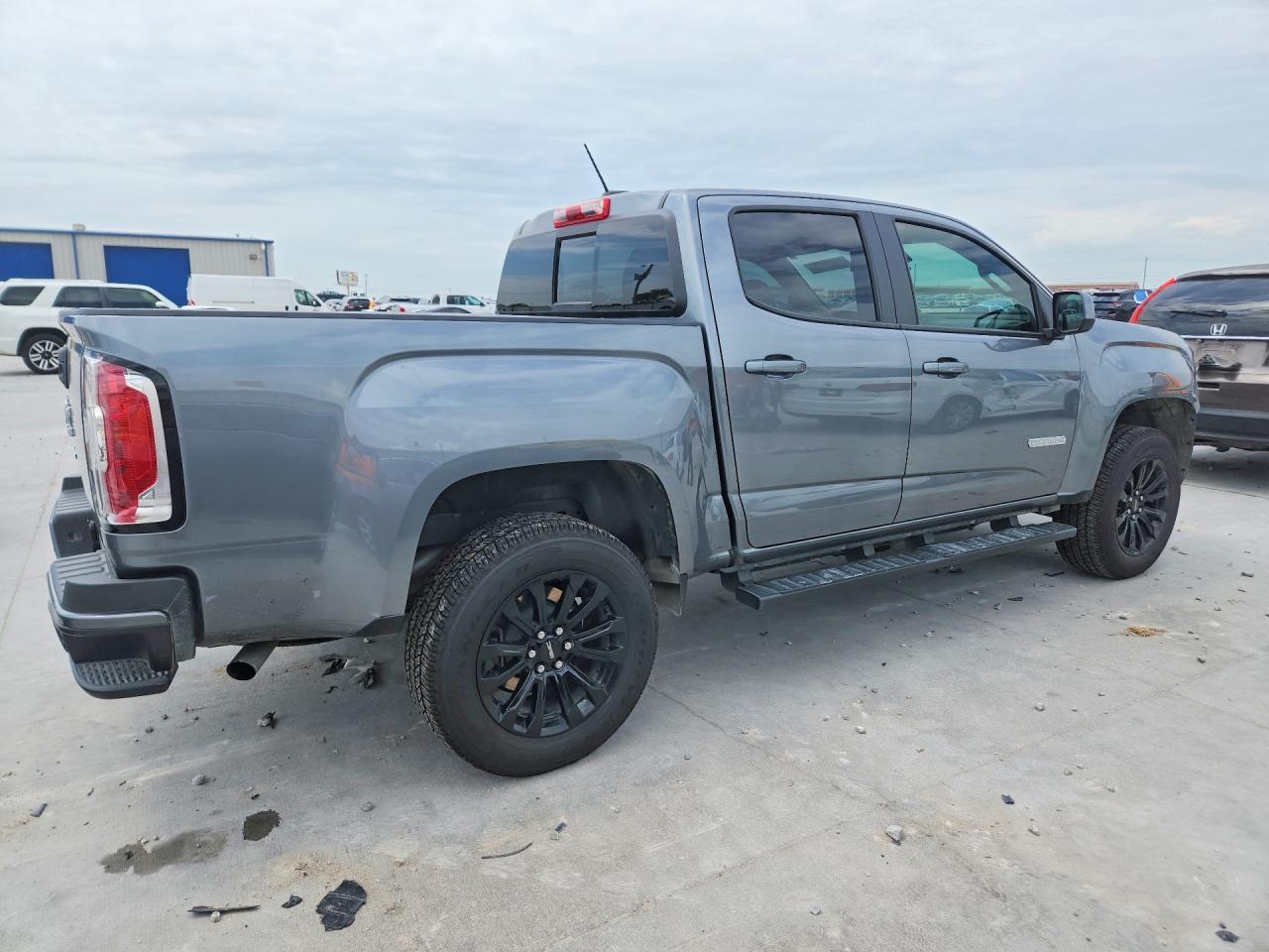 GMC Canyon Elevation