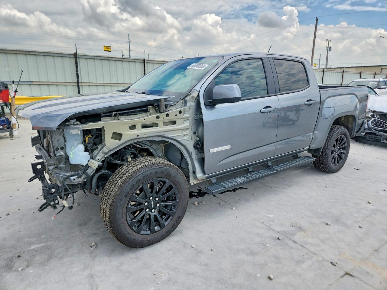 Salvage GMC Canyon Image
