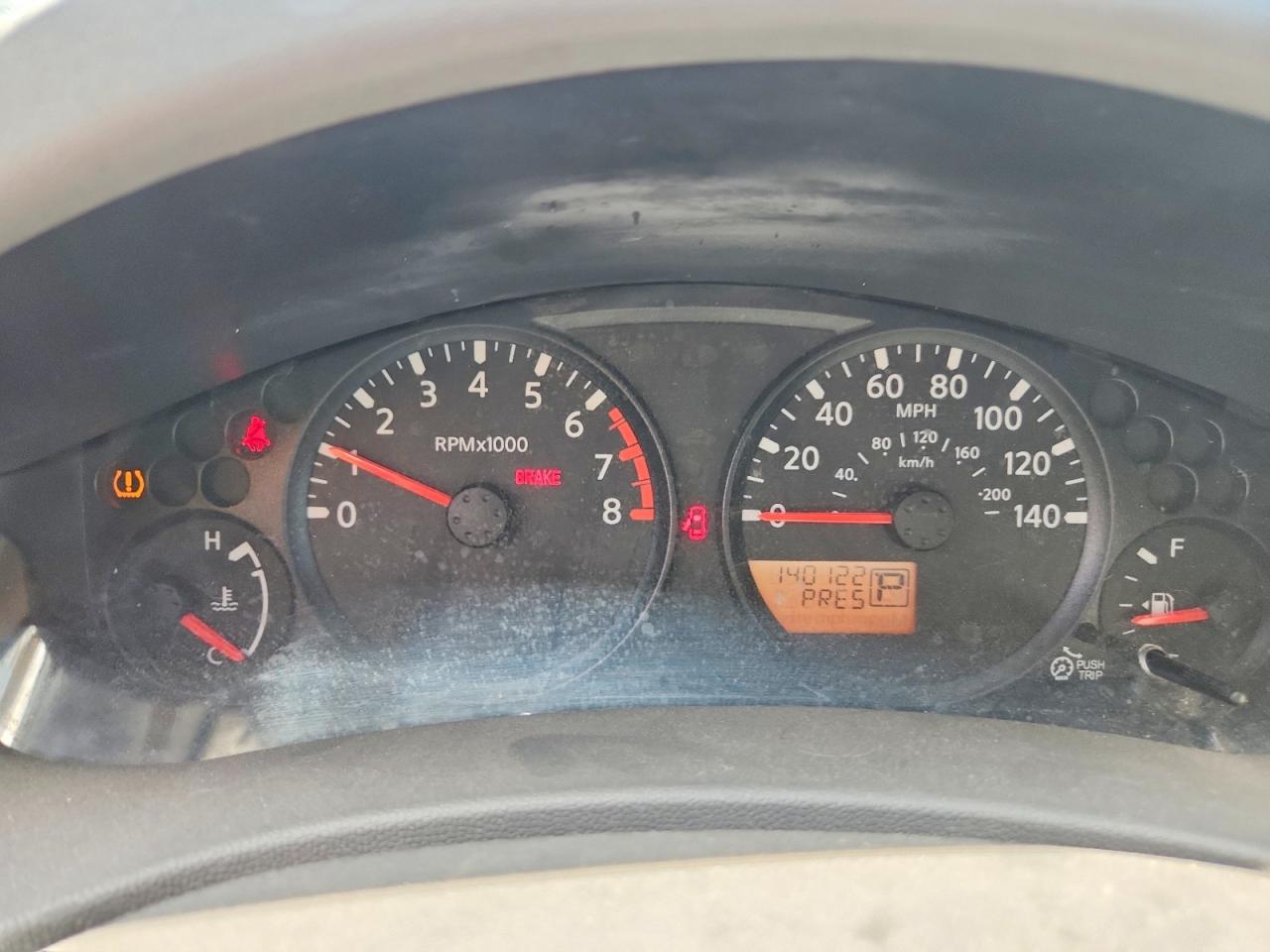 Nissan Frontier S