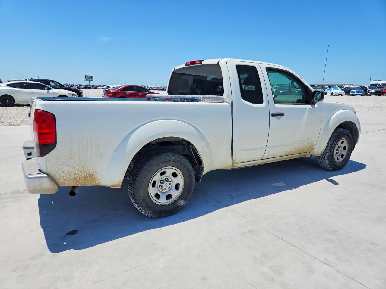 Nissan Frontier S