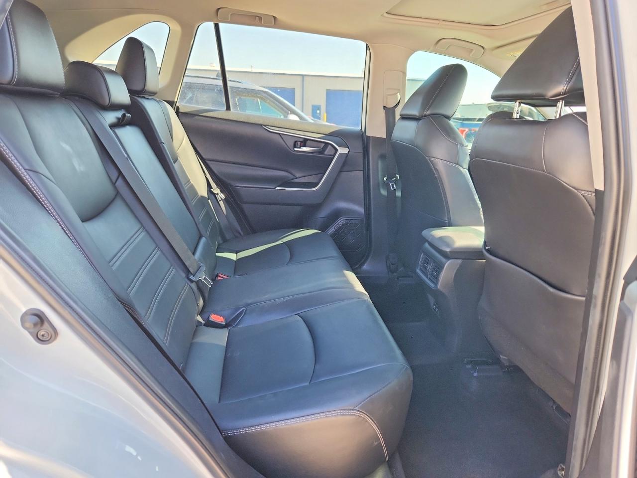 Toyota RAV4 Xle Premium