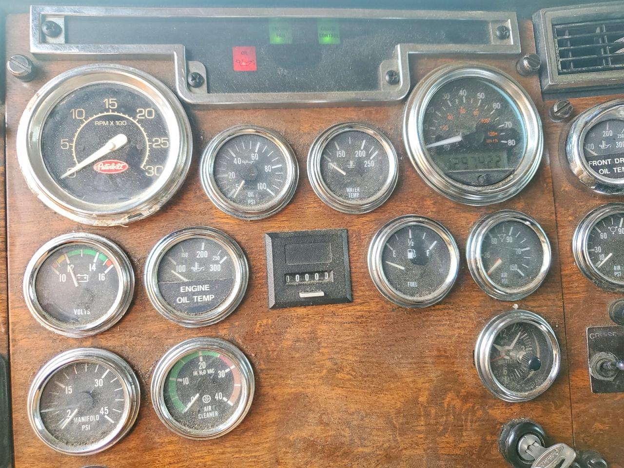 Peterbilt 379