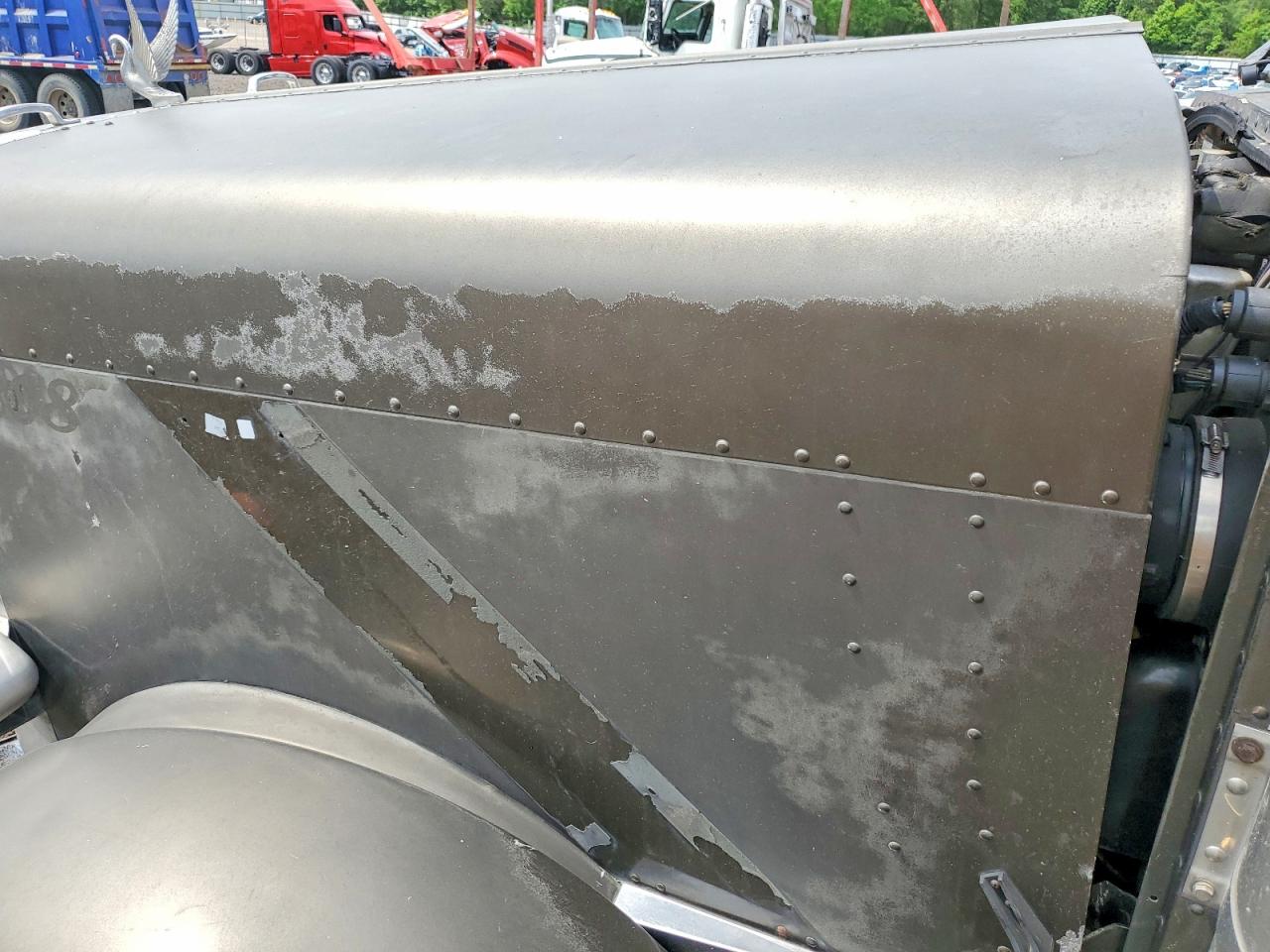 Peterbilt 379