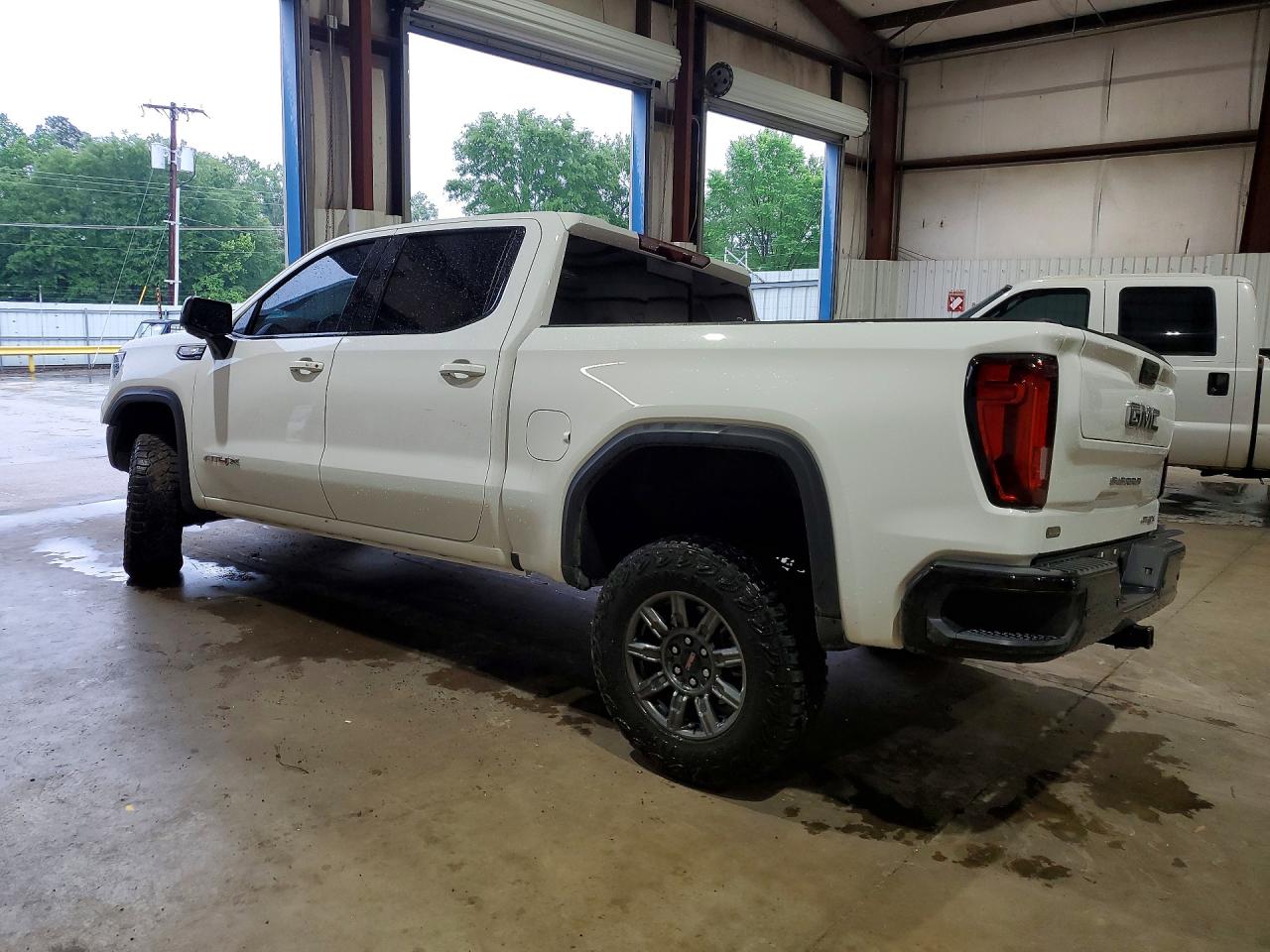 GMC Sierra