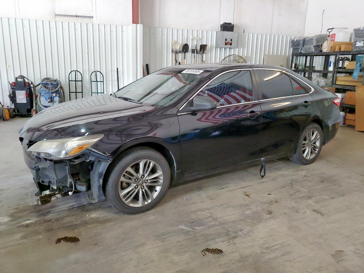 Salvage Toyota Camry Image