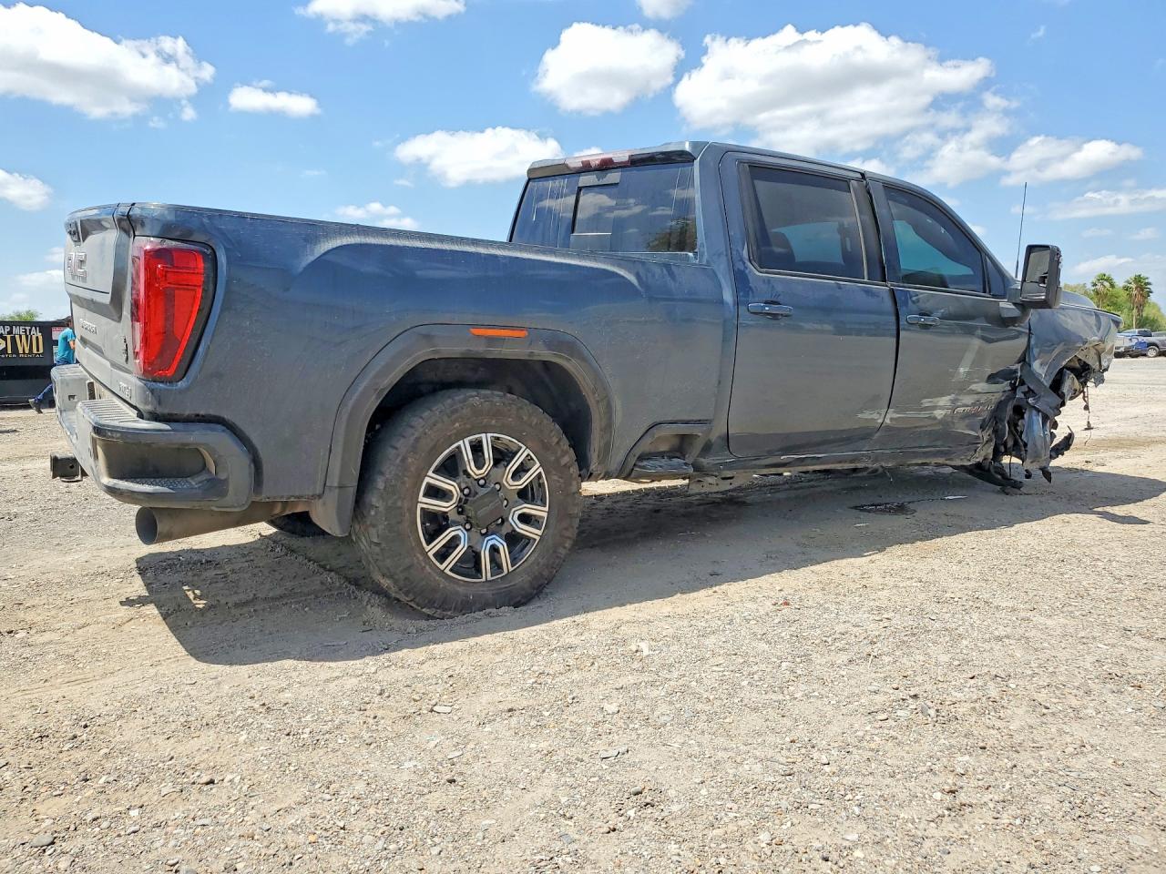 GMC Sierra K2500 At4