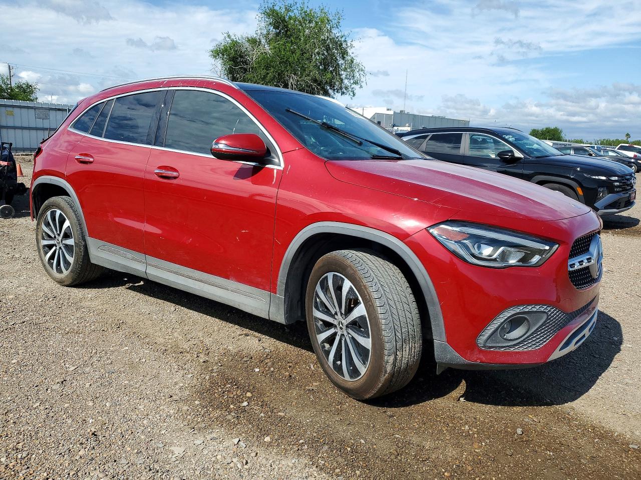 Mercedes-Benz GLA 250