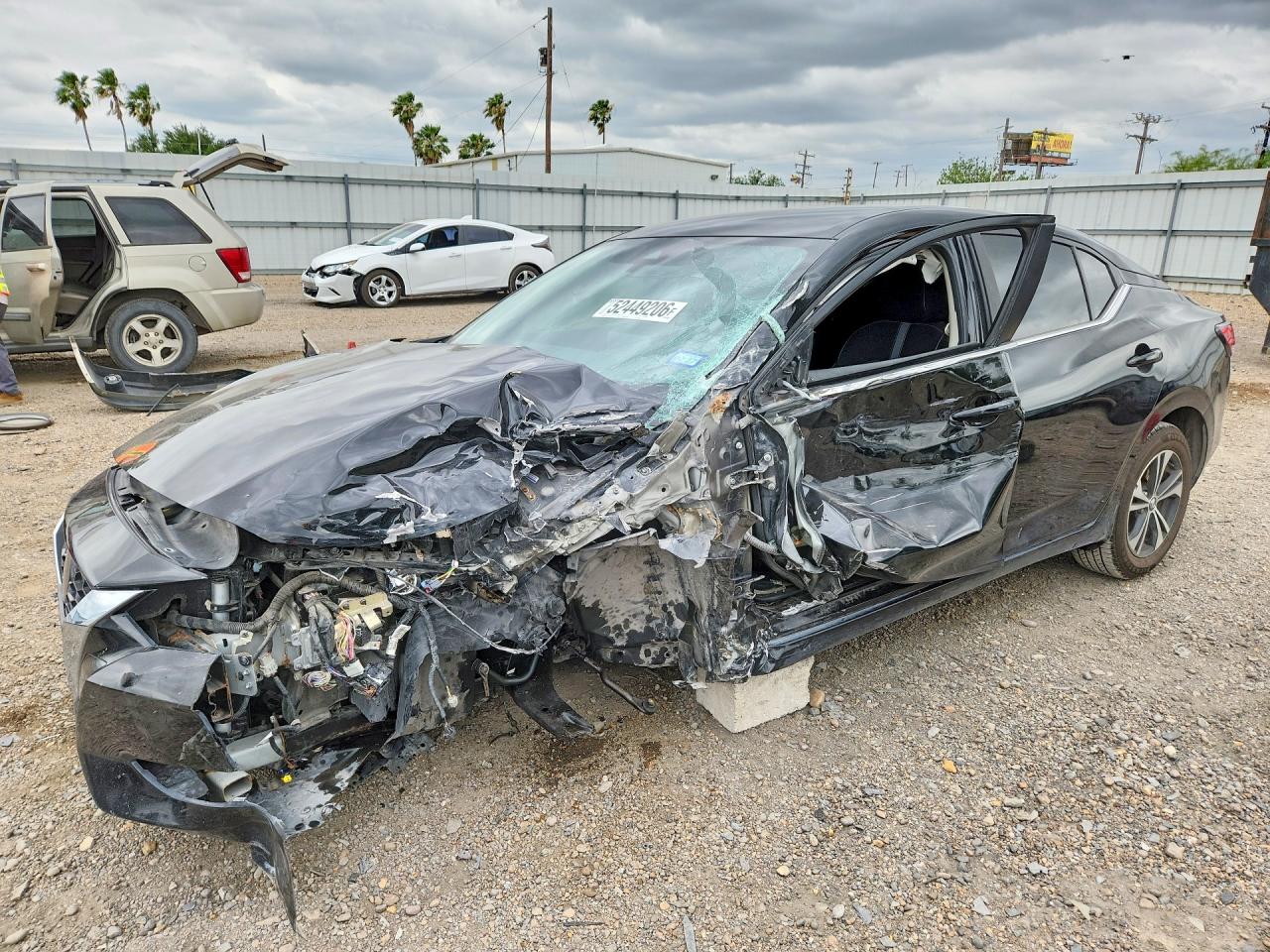 Salvage Nissan Sentra Image