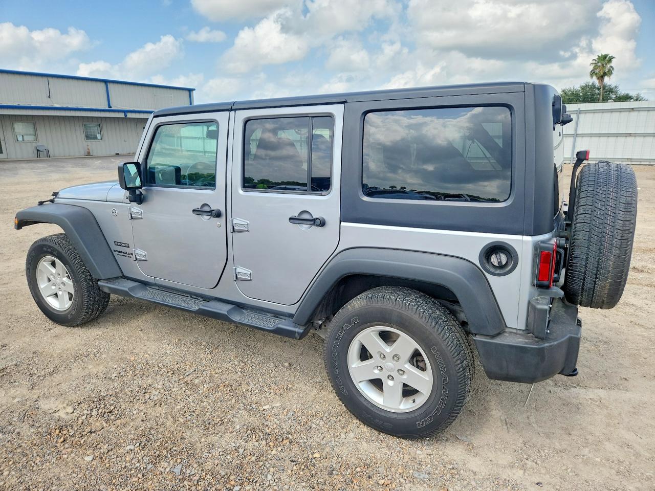 Jeep Wrangler Sport
