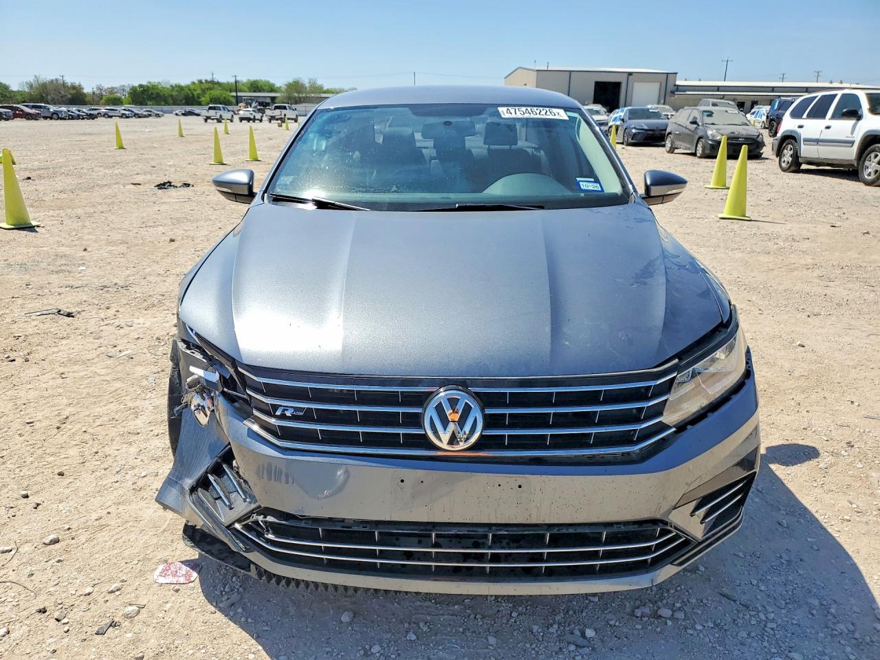 Volkswagen Passat R-line