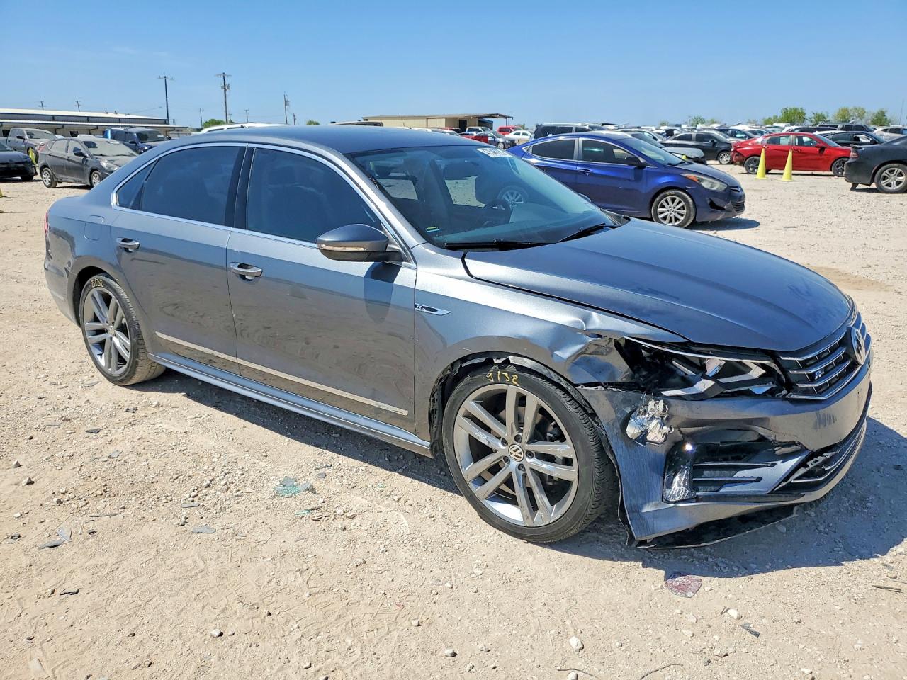 Volkswagen Passat R-line