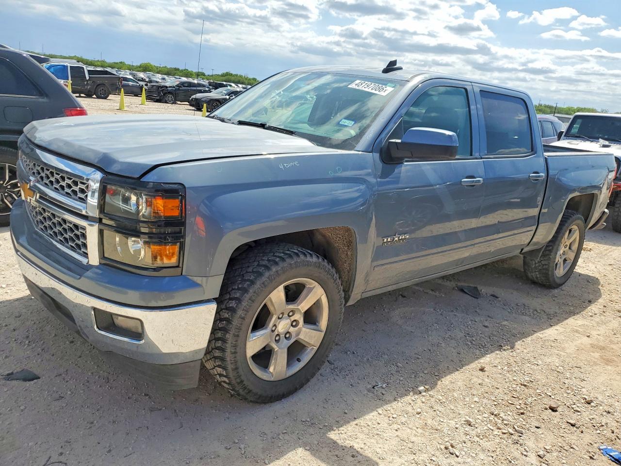 Salvage Chevrolet Silverado Image