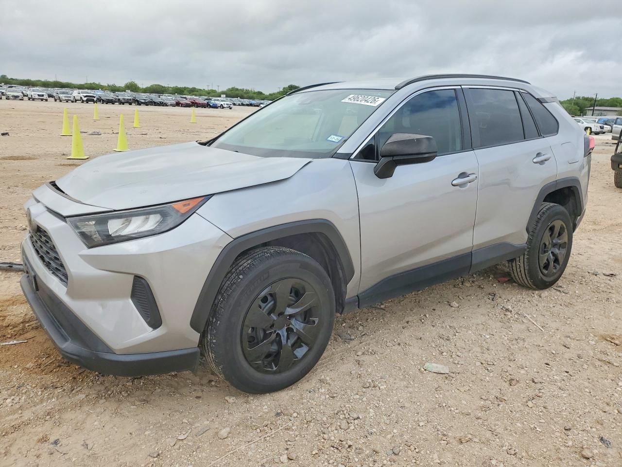 Salvage Toyota RAV4 Image