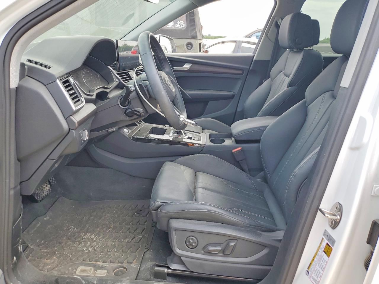 Audi Q5 Premium 45