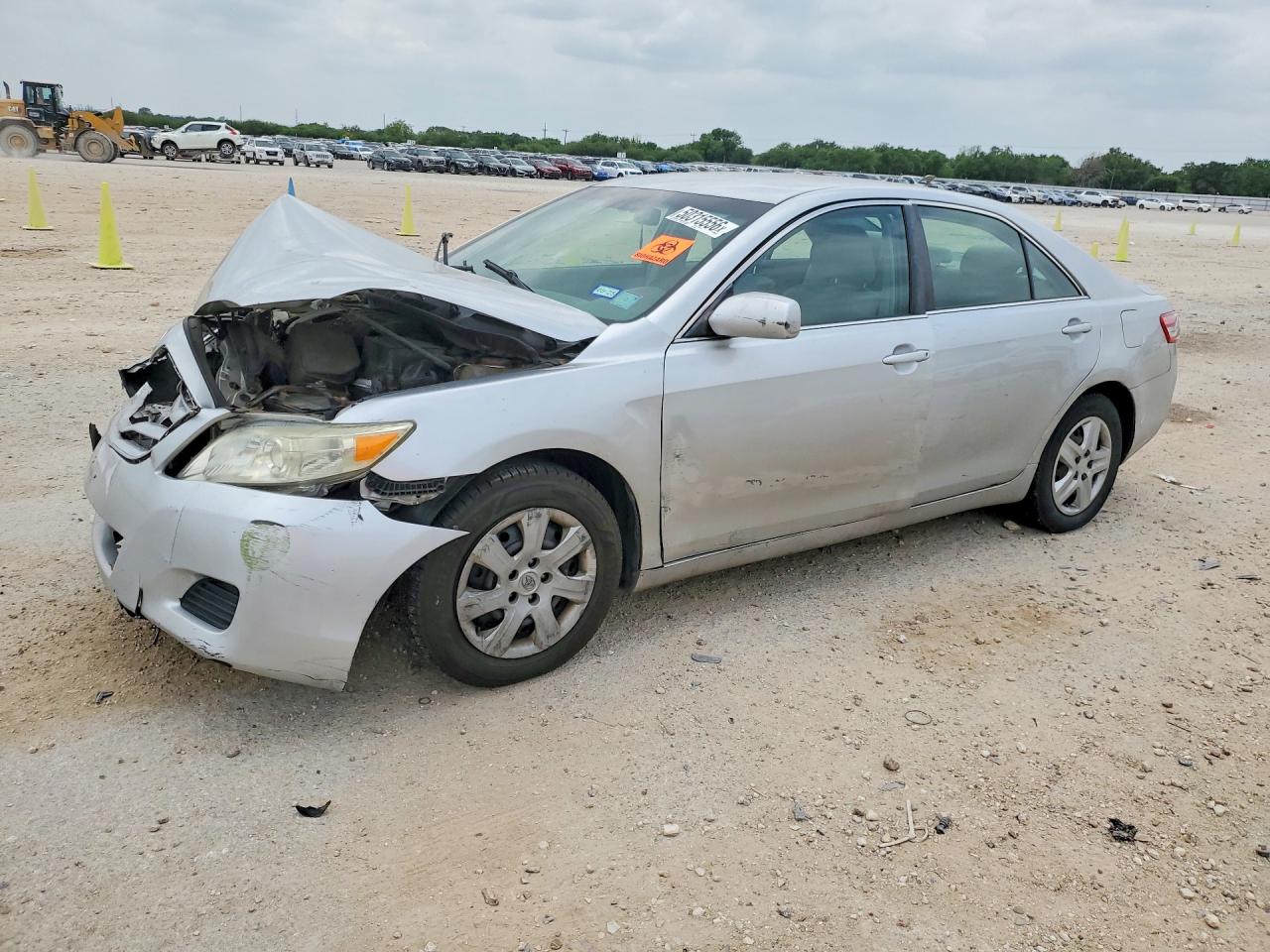 Salvage Toyota Camry Image