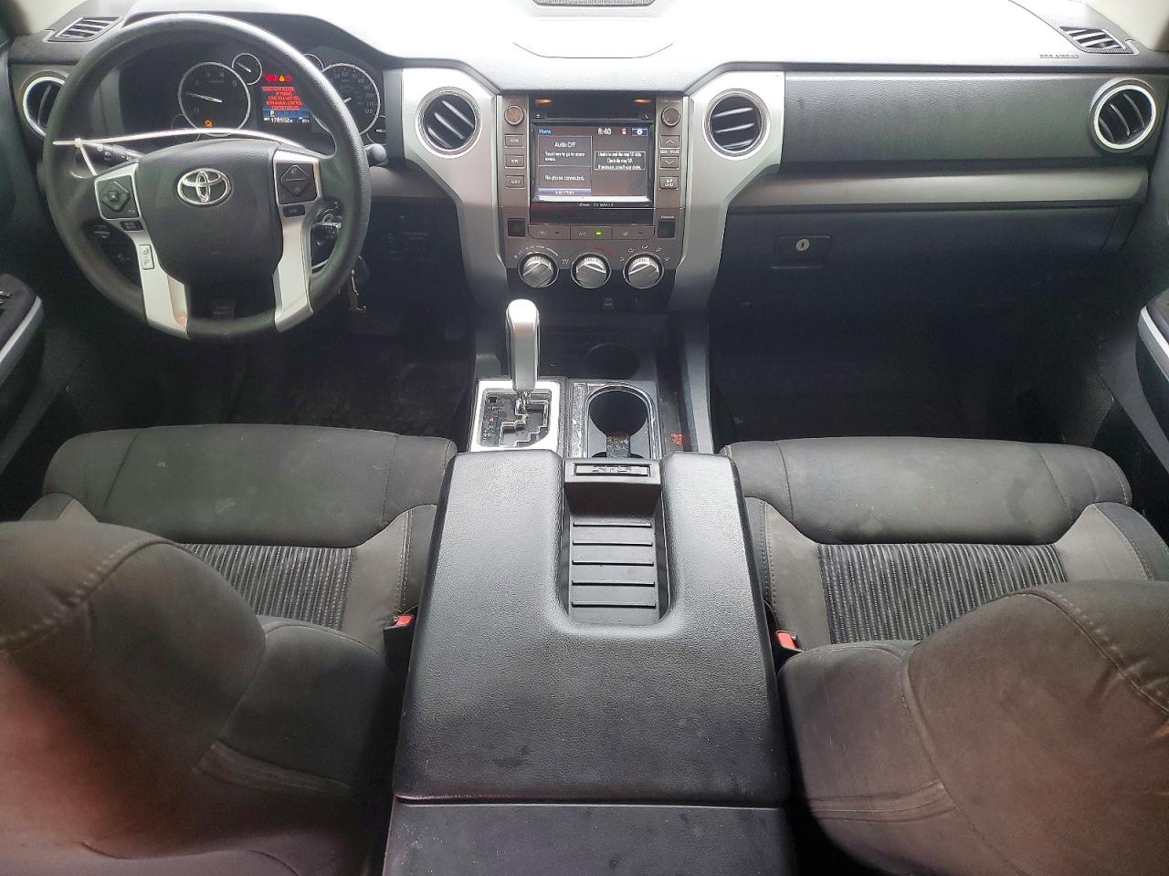 Toyota Tundra Crewmax Sr5