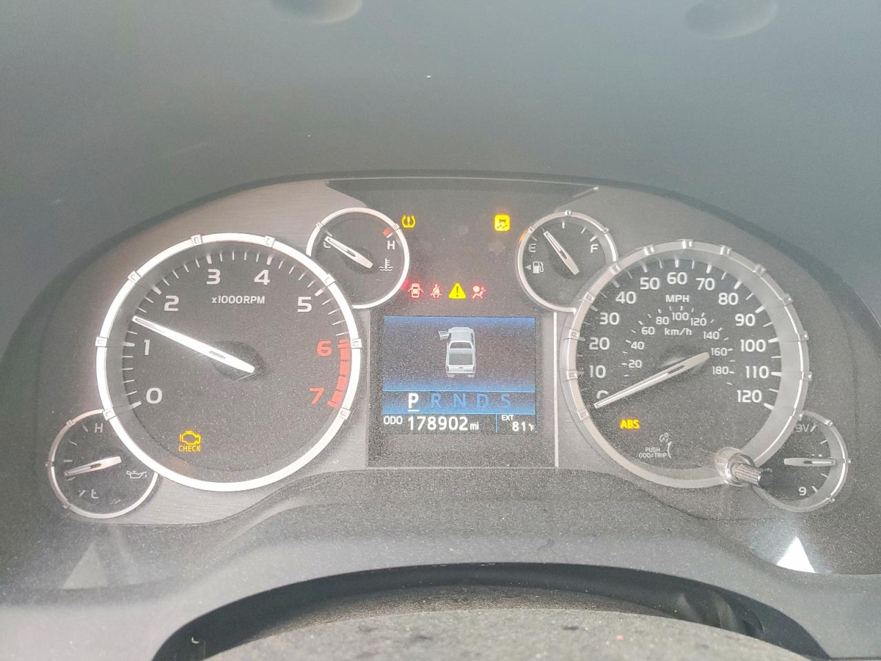 Toyota Tundra Crewmax Sr5