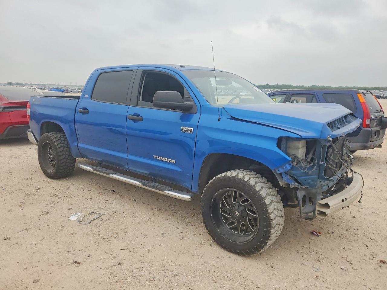 Toyota Tundra Crewmax Sr5