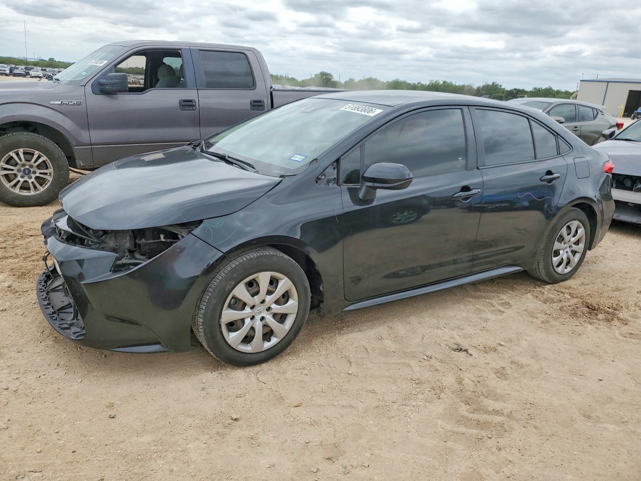 Salvage Toyota Corolla Image