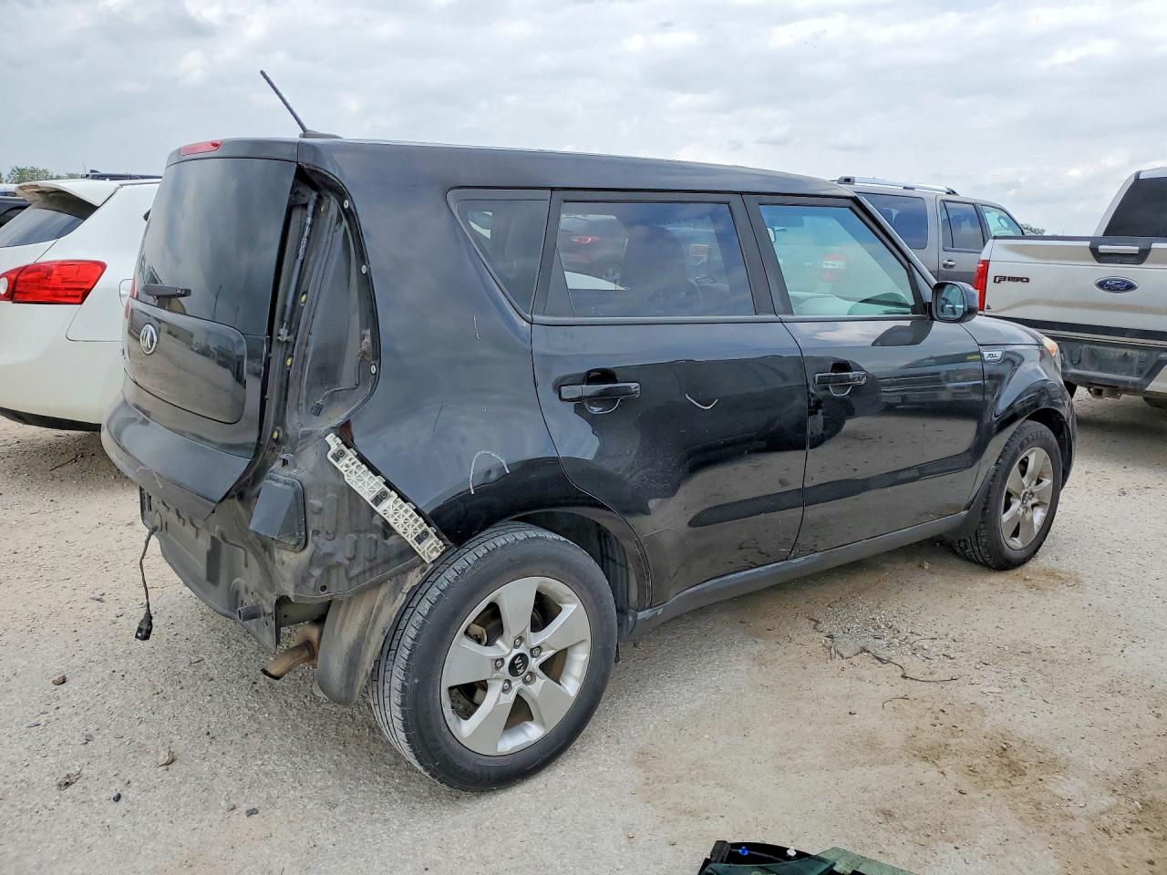 Kia Soul Base