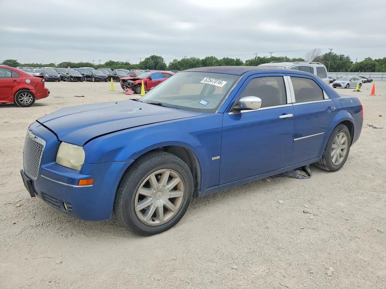 Salvage Chrysler 300 Image