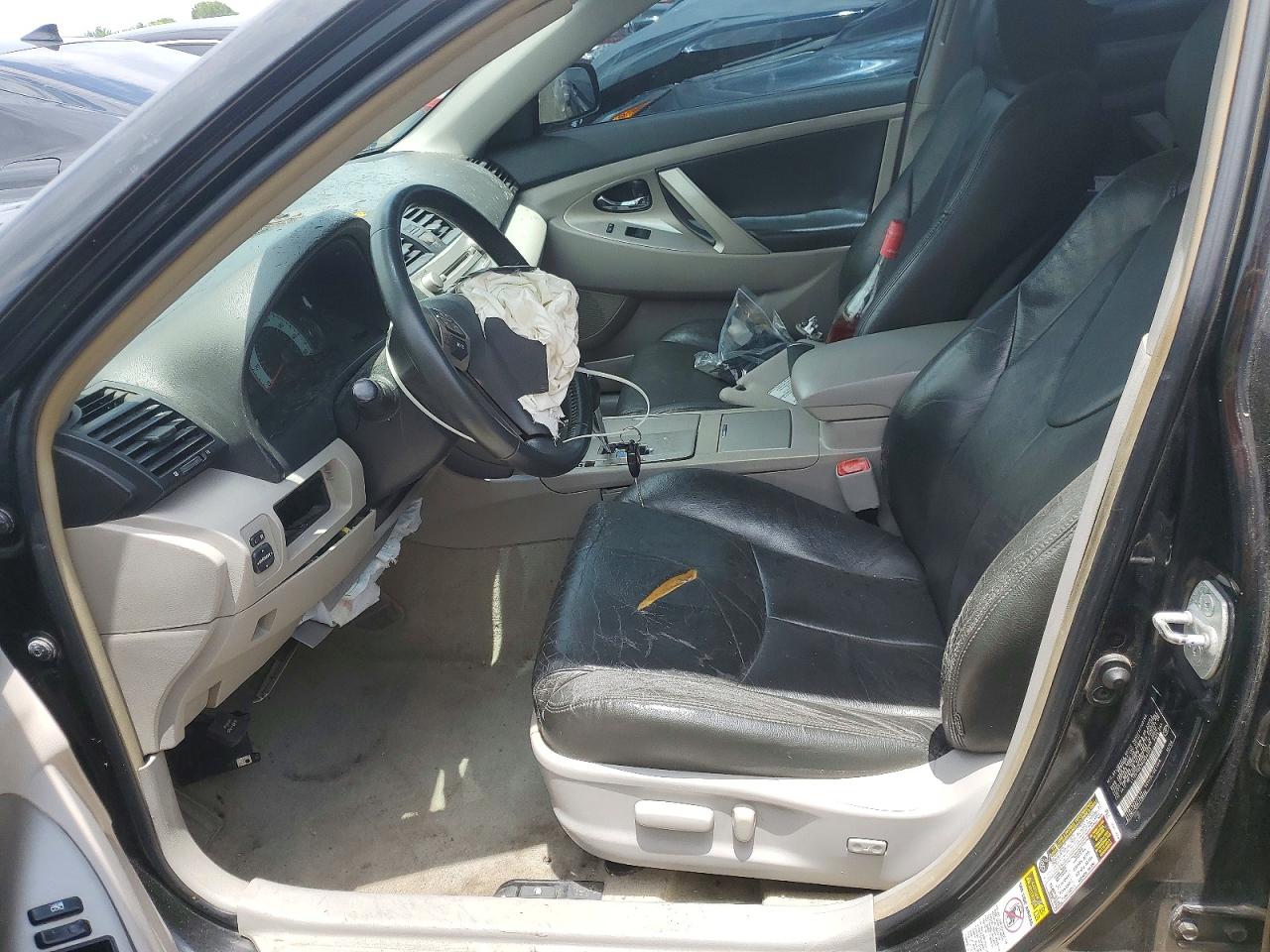 Toyota Camry Se V6