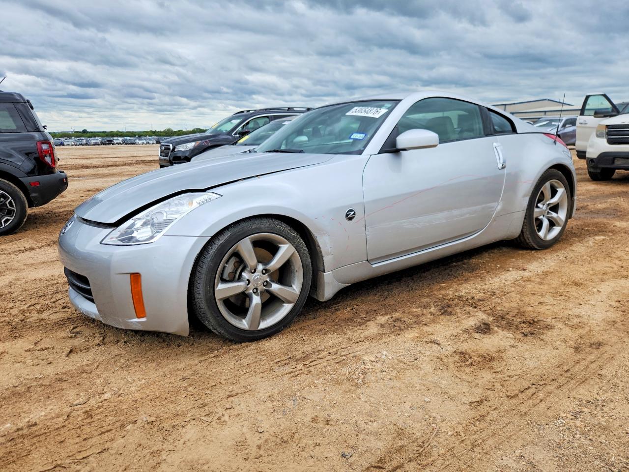Salvage Nissan 350Z Image