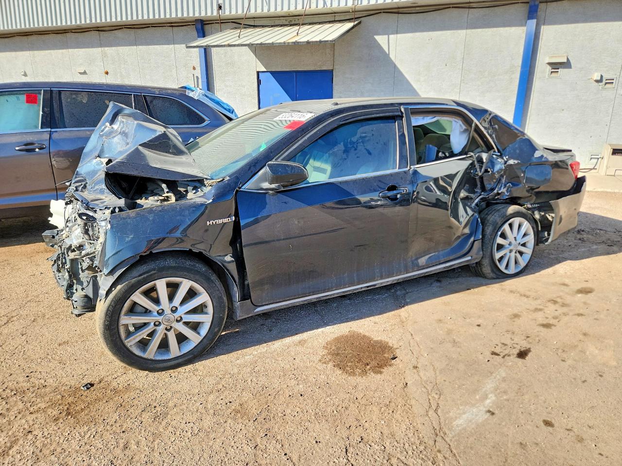 Salvage Toyota Camry Image