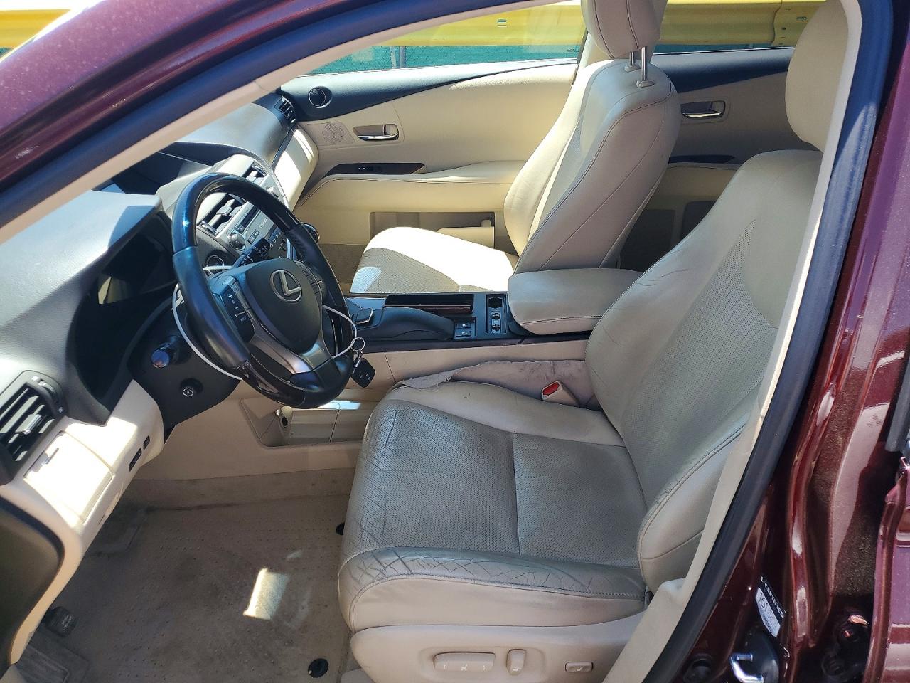 Lexus RX Base
