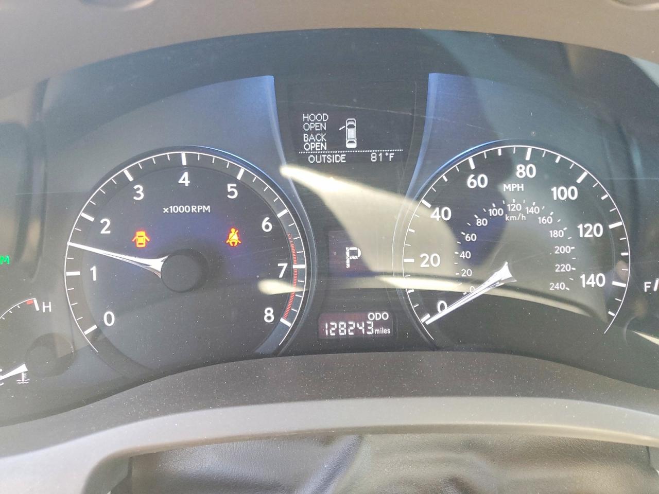 Lexus RX Base