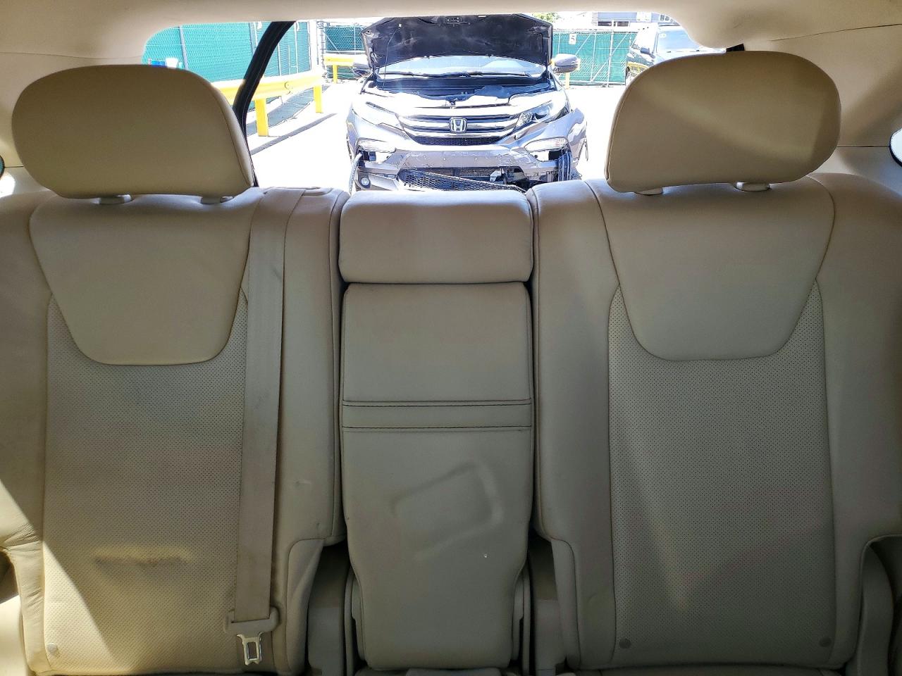 Lexus RX Base