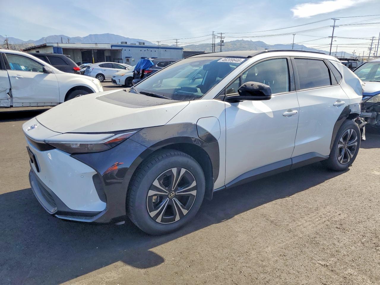 Salvage Toyota bZ4X Image