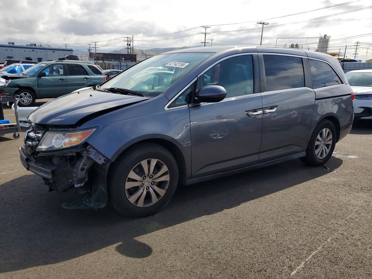 Salvage Honda Odyssey Image