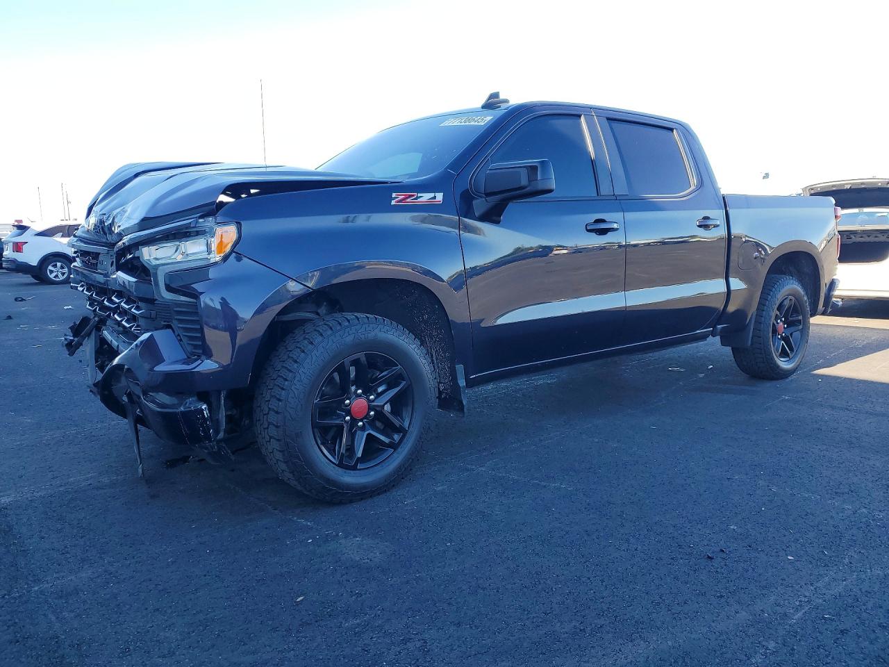 Salvage Chevrolet Silverado Image