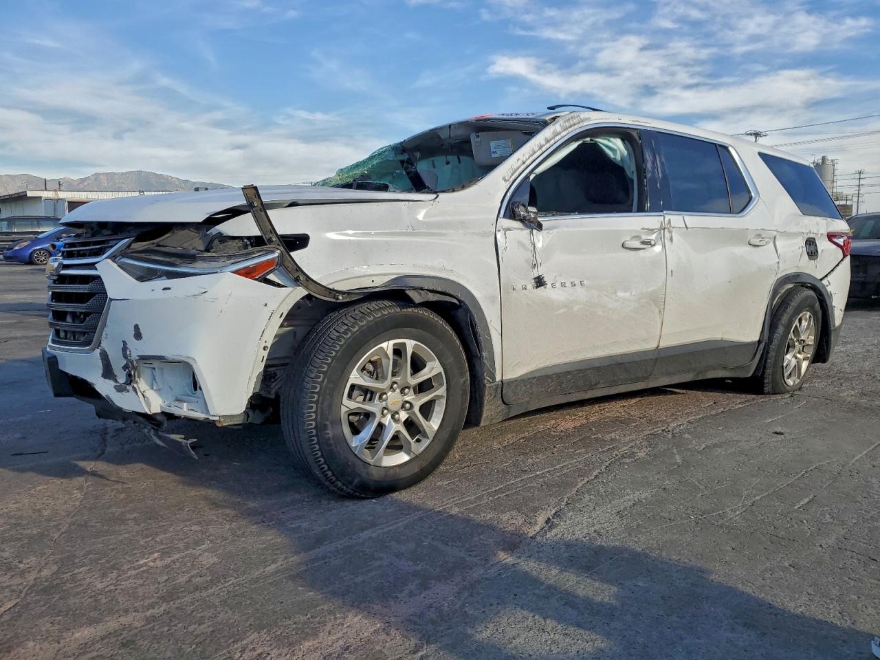 Salvage Chevrolet Traverse Image