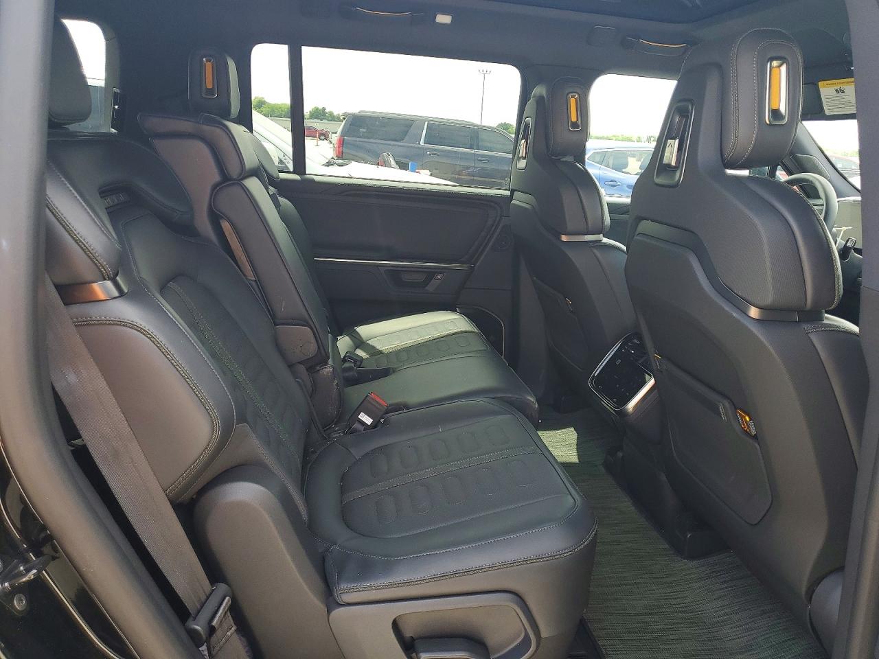 Rivian Ris Adventure