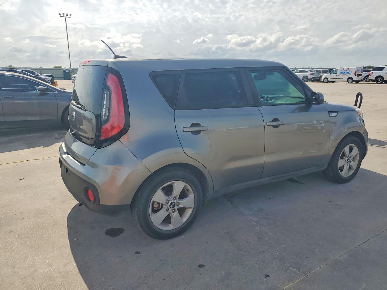 Kia Soul Base