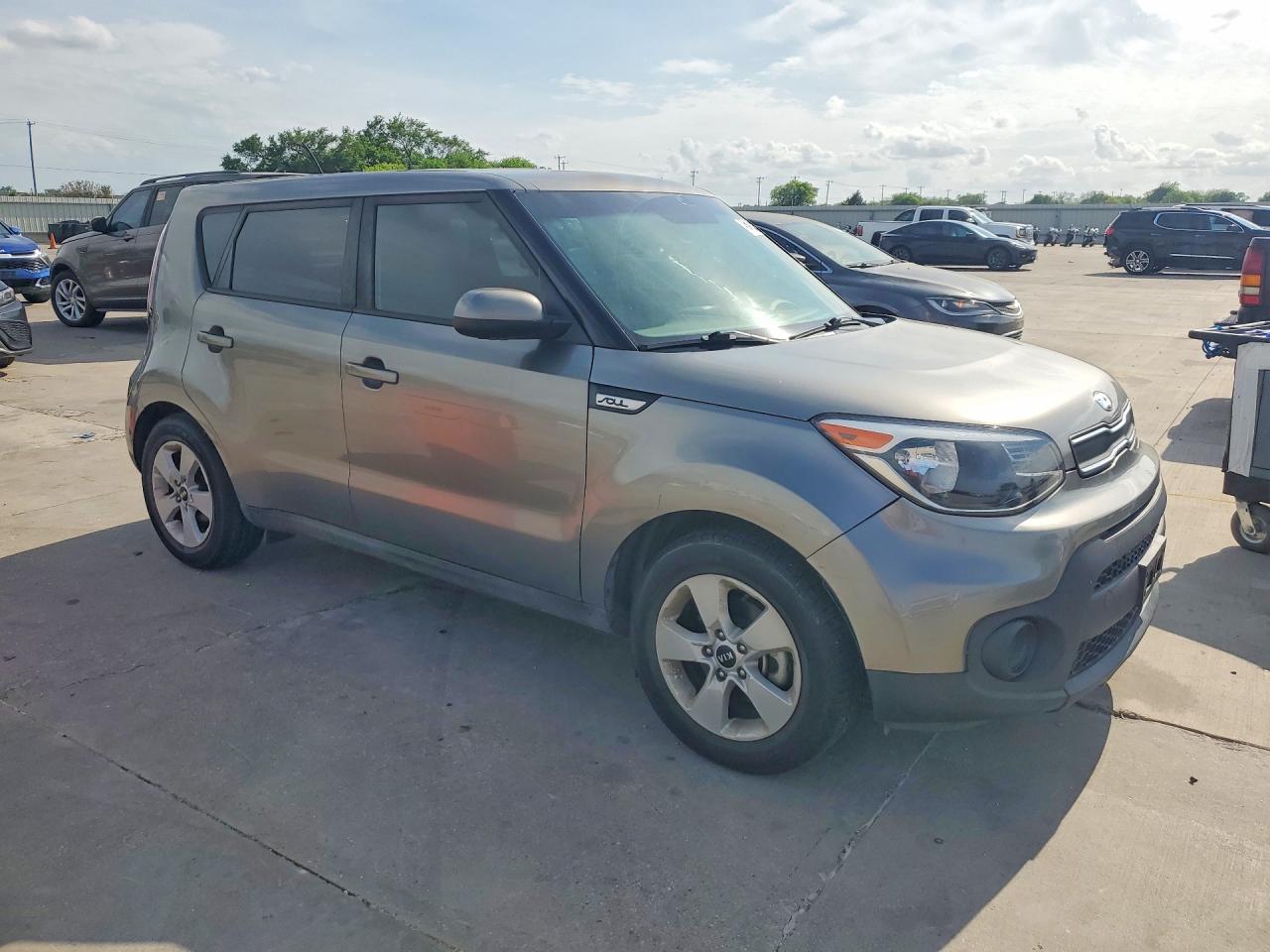 Kia Soul Base